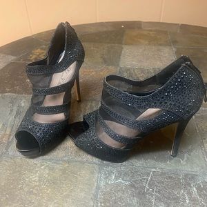 De Blossom Collection 4 inch black heels